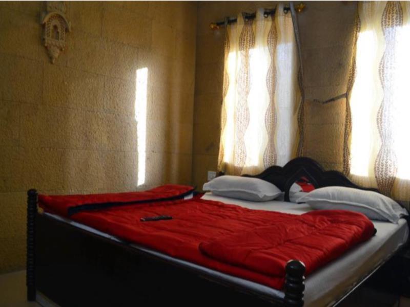 Hotel Qutub Villa Jaisalmer Buitenkant foto