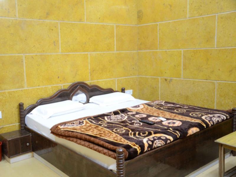 Hotel Qutub Villa Jaisalmer Buitenkant foto