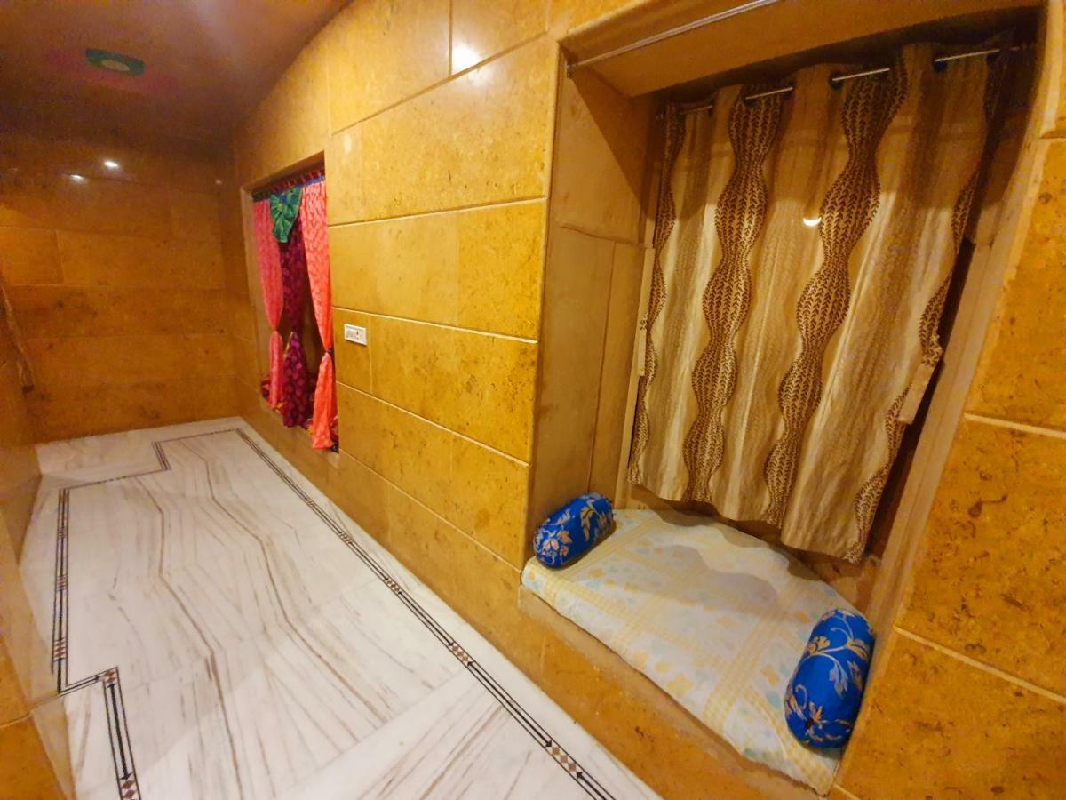 Hotel Qutub Villa Jaisalmer Buitenkant foto