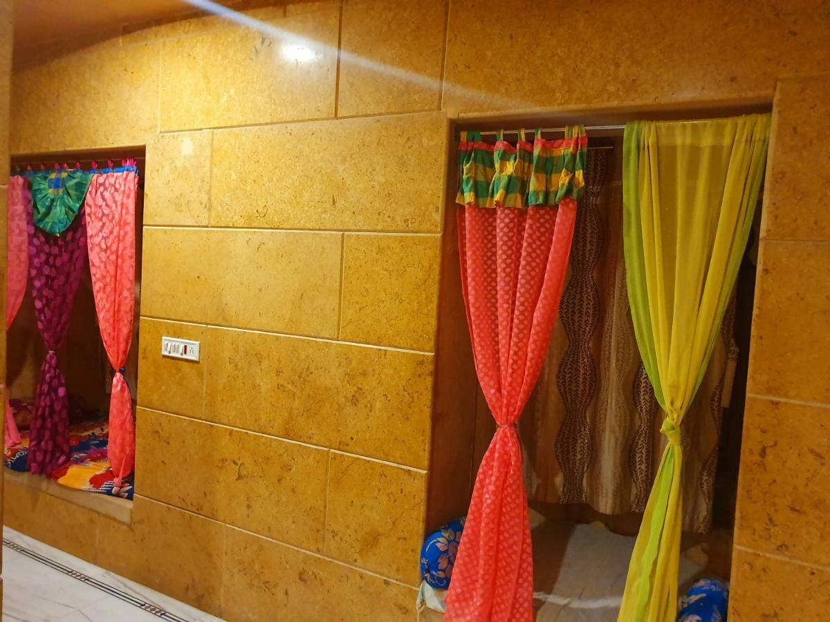 Hotel Qutub Villa Jaisalmer Buitenkant foto